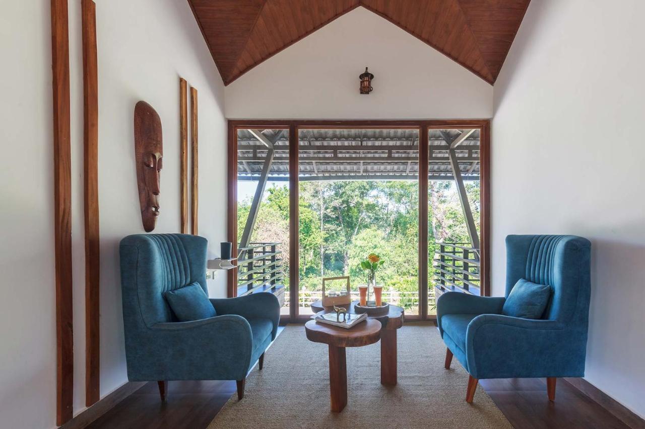 Coffee & Mist Luxury Villa- Comp Breakfast, Pool, Lounge, And Coffee Estate By Stayvista Madikeri Eksteriør bilde