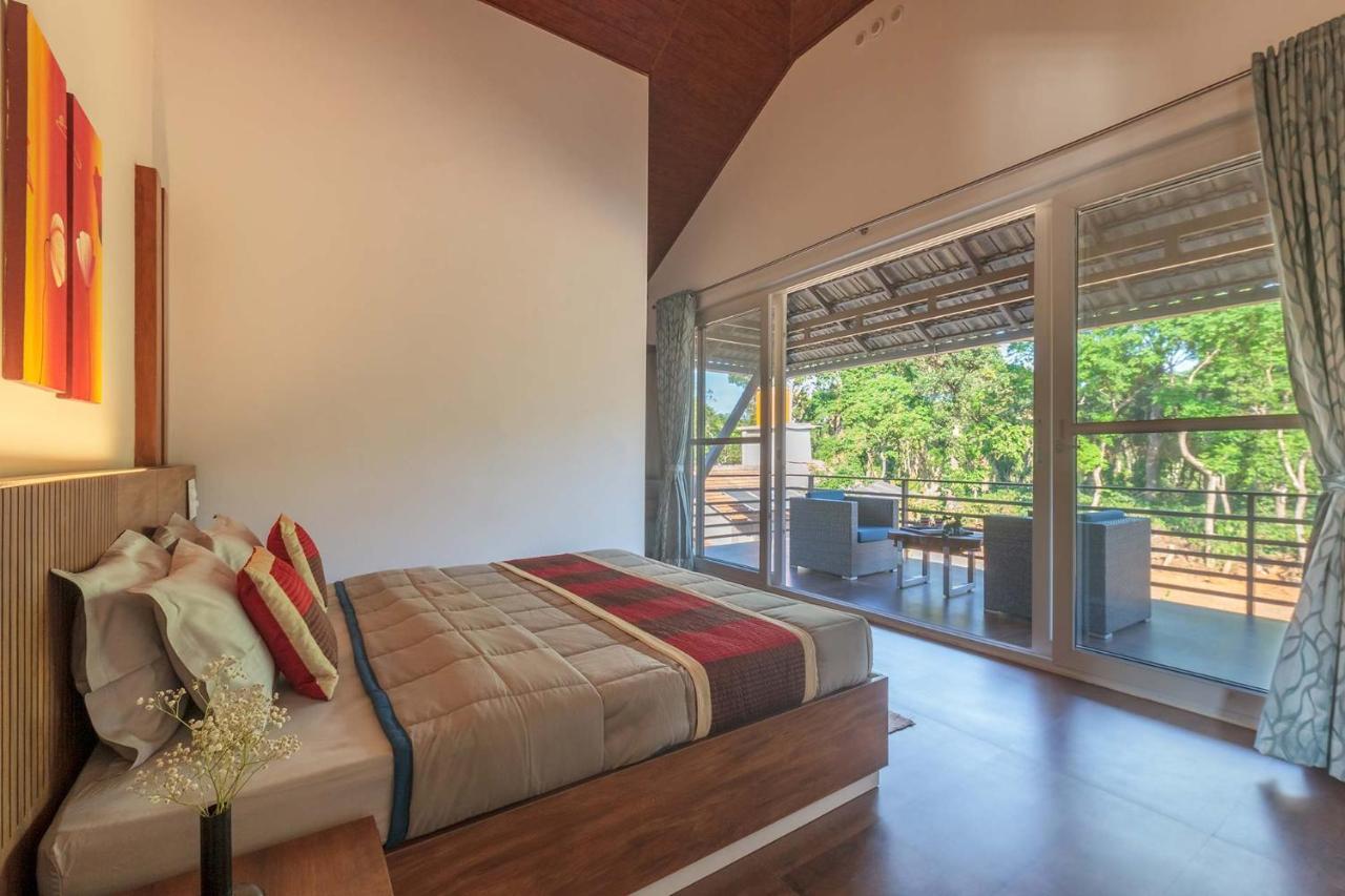 Coffee & Mist Luxury Villa- Comp Breakfast, Pool, Lounge, And Coffee Estate By Stayvista Madikeri Eksteriør bilde