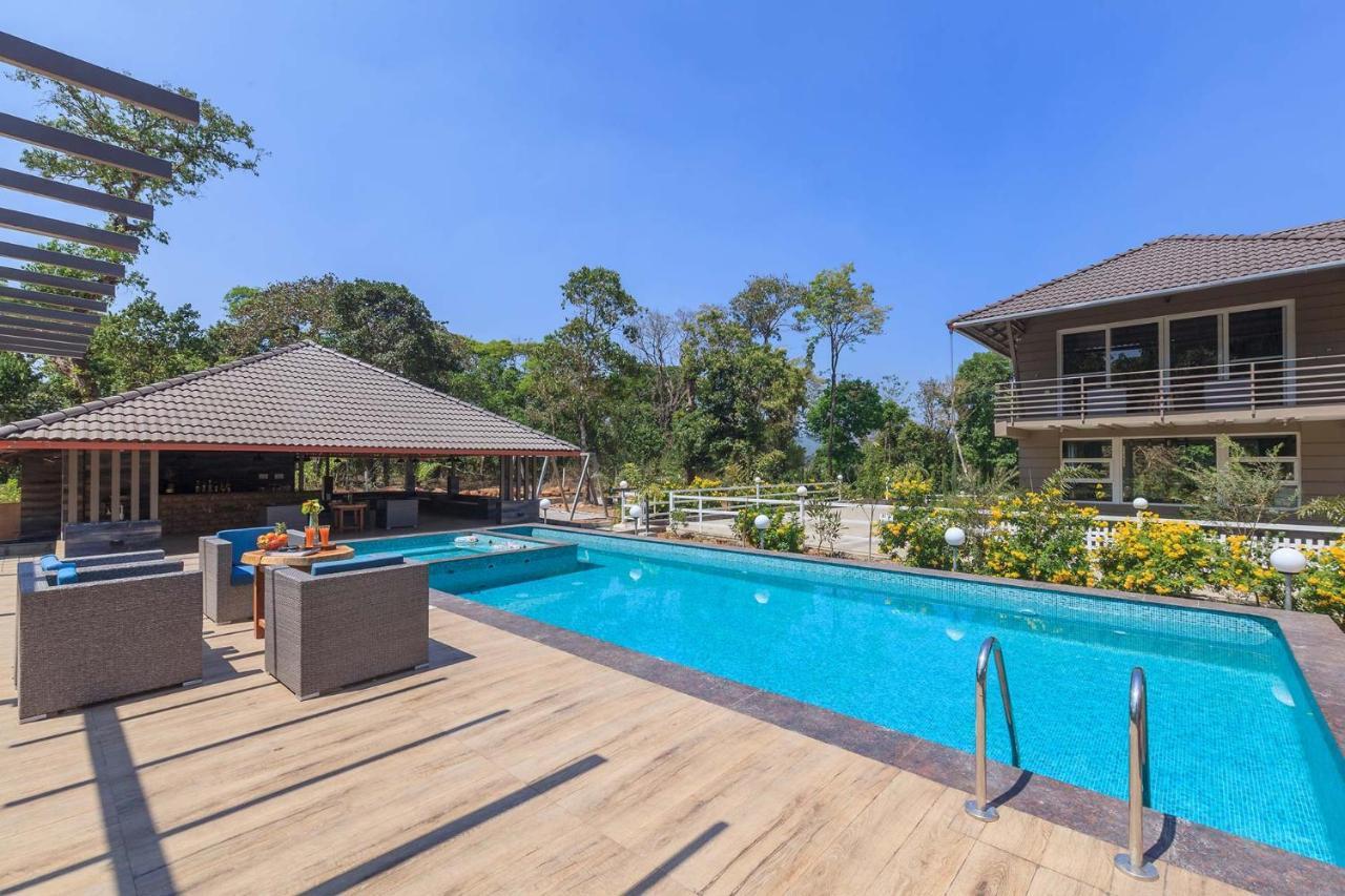 Coffee & Mist Luxury Villa- Comp Breakfast, Pool, Lounge, And Coffee Estate By Stayvista Madikeri Eksteriør bilde