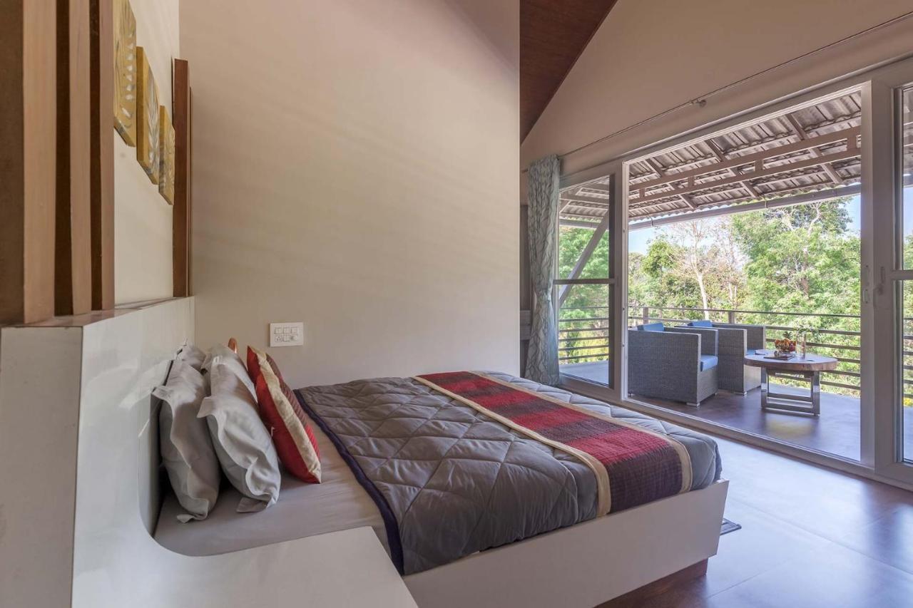 Coffee & Mist Luxury Villa- Comp Breakfast, Pool, Lounge, And Coffee Estate By Stayvista Madikeri Eksteriør bilde